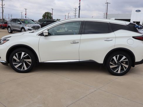 Used 2024 Nissan Murano SL image 9