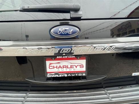 Used 2017 Ford Expedition EL XLT image 17