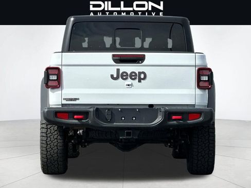 Used 2025 Jeep Gladiator Rubicon AWD/4WD image 5
