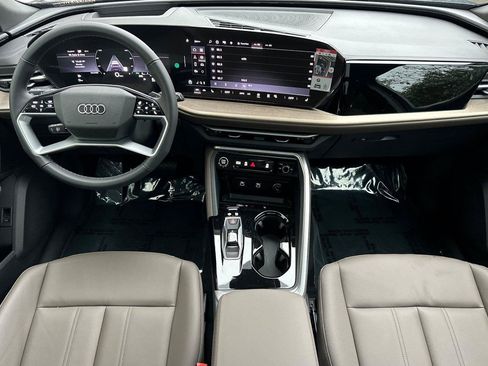 Used 2025 Audi Q5 Premium Plus AWD/4WD image 13