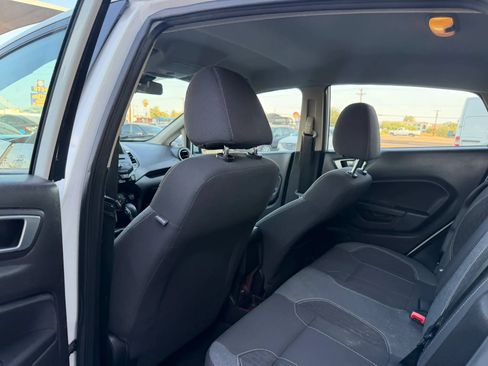 Used 2014 Ford Fiesta SE w/ Equipment Group 201A FWD image 24