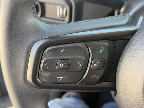Used 2023 Jeep Wrangler Unlimited w/ 8.4" Radio Group image 9