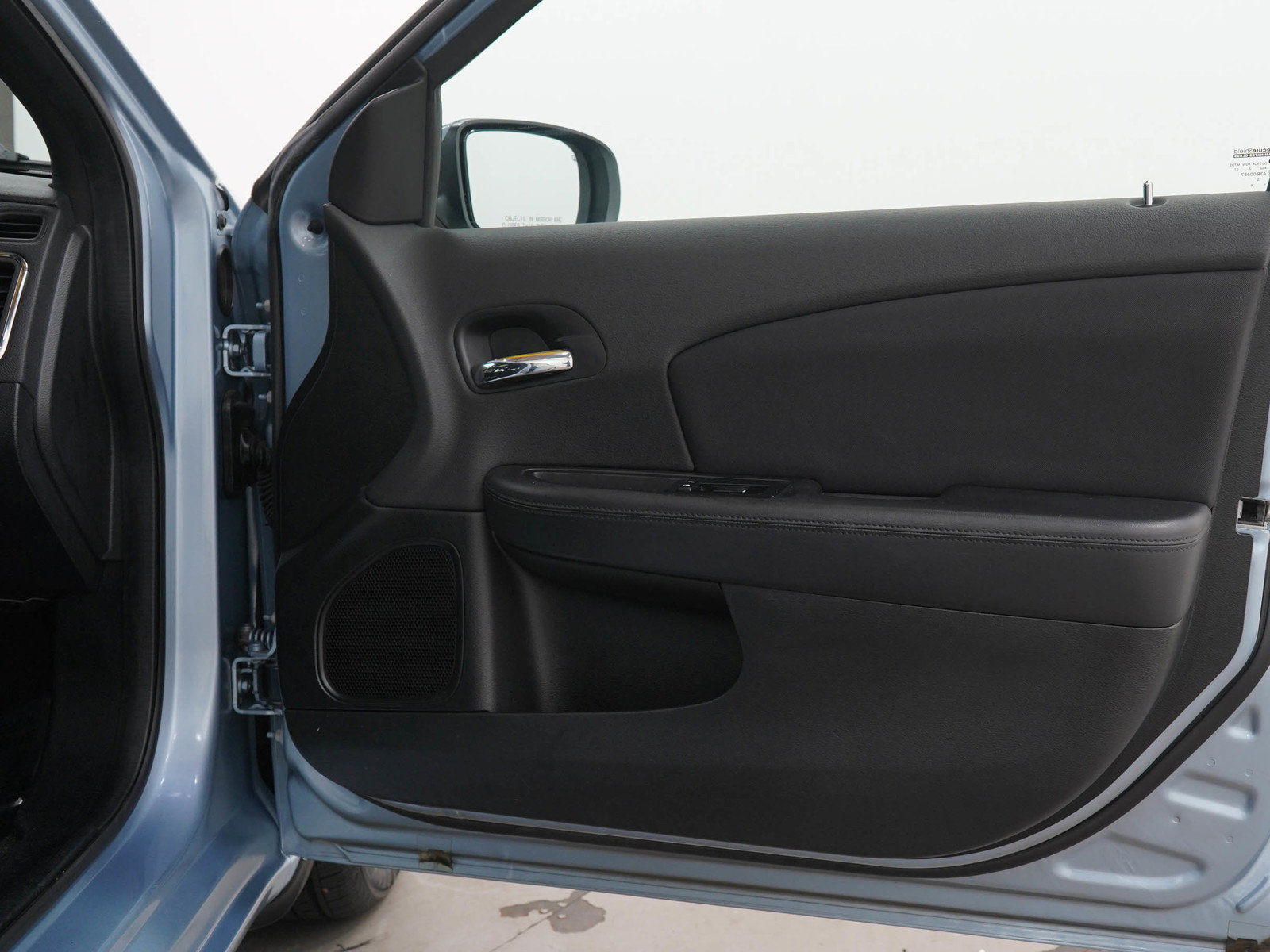 Used 2012 Chrysler 200 Touring w/ Cold Weather Group FWD image 9