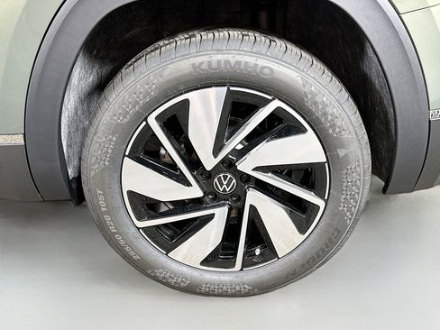 New 2026 Volkswagen Atlas SEL AWD/4WD image 32