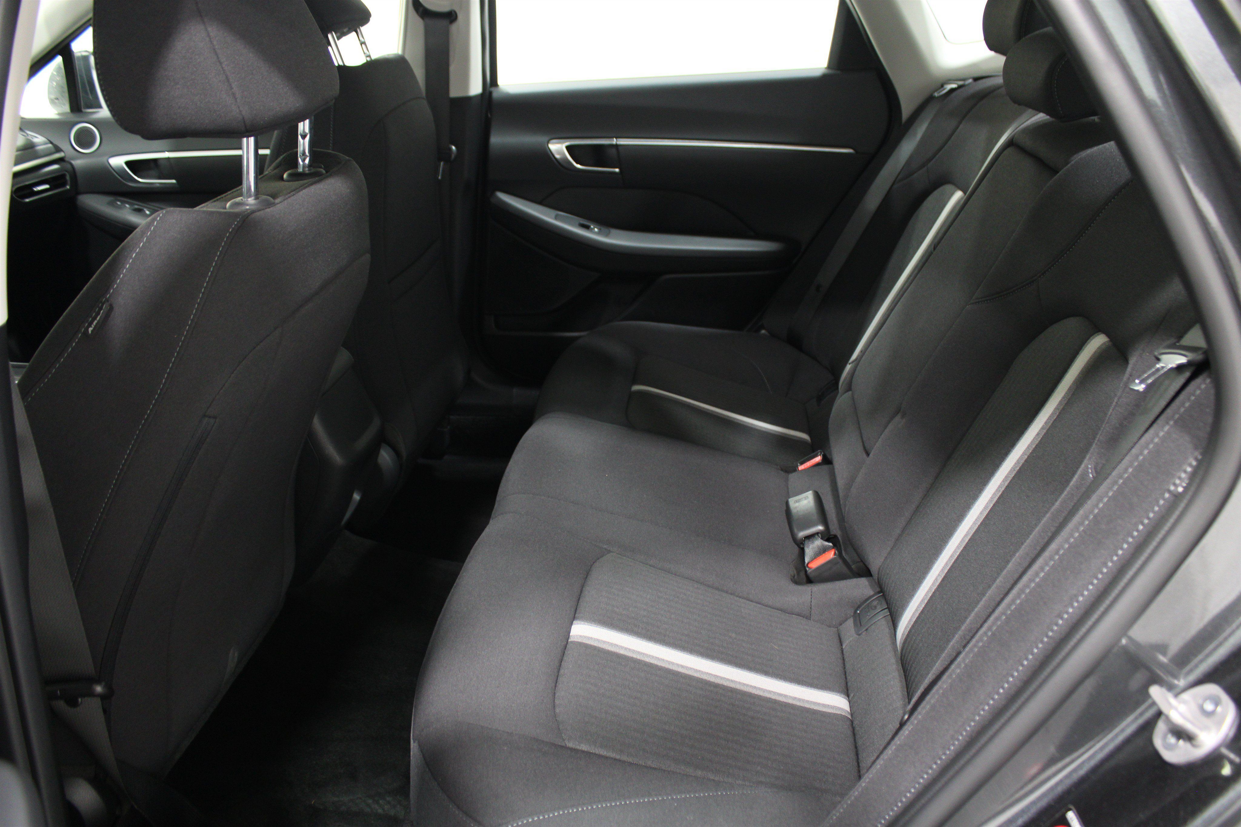 Used 2023 Hyundai Sonata SEL FWD image 29