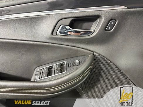 Used 2016 Chevrolet Impala LT w/ Convenience Package FWD image 21