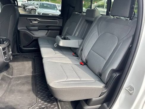 Used 2022 RAM 1500 Big Horn AWD/4WD image 6