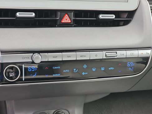 Certified 2024 Hyundai Ioniq 5 Limited RWD image 28