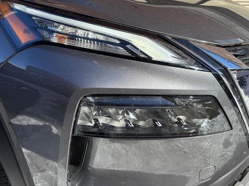 Used 2023 Nissan Rogue S AWD/4WD image 6