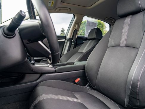 Used 2020 Honda Civic EX image 15