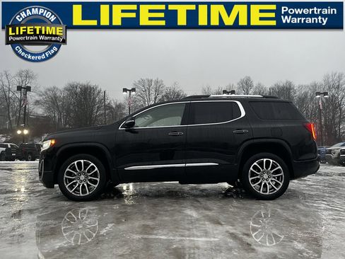Used 2023 GMC Acadia Denali image 8