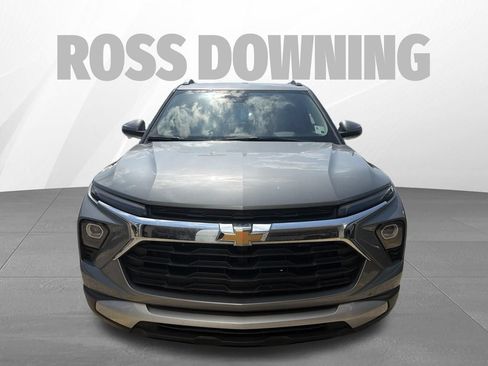 Used 2024 Chevrolet TrailBlazer LT w/ Convenience Package FWD image 2