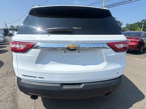 Used 2021 Chevrolet Traverse LT w/ LT Premium Package AWD/4WD image 6