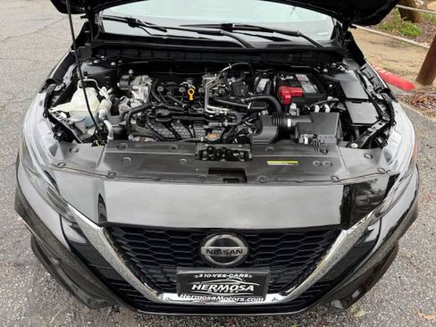 Used 2022 Nissan Altima 2.5 S w/ Driver Assist Package image 11