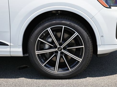 New 2026 Audi Q7 2.0T Premium Plus AWD/4WD image 5