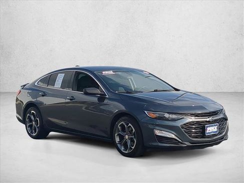 Used 2019 Chevrolet Malibu RS FWD image 3