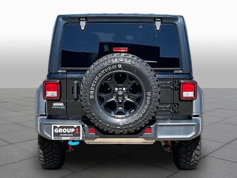 Used 2023 Jeep Wrangler Unlimited w/ 8.4" Radio Group AWD/4WD image 5
