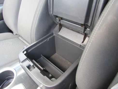 Used 2020 Nissan Pathfinder SV image 50