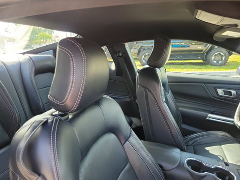 Used 2024 Ford Mustang Premium image 15