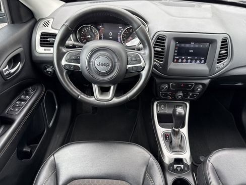 Used 2019 Jeep Compass Latitude w/ Popular Equipment Group image 13