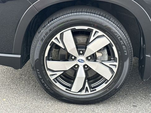 Used 2021 Subaru Forester Touring image 12