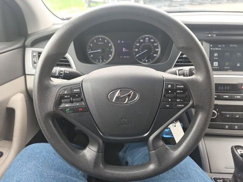 Used 2016 Hyundai Sonata SE image 33