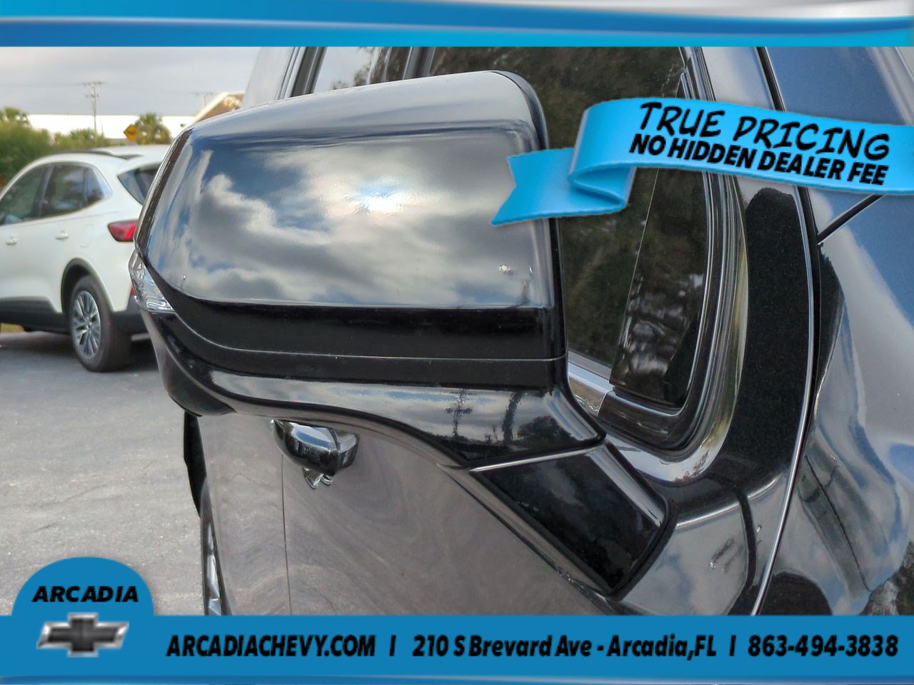 Used 2025 Chevrolet Suburban LT w/ Comfort Package RWD image 12