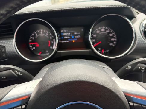 Used 2017 Ford Mustang GT w/ GT Performance Package RWD image 12
