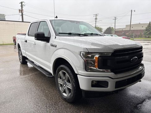 Used 2019 Ford F150 XLT w/ Equipment Group 302A Luxury image 3