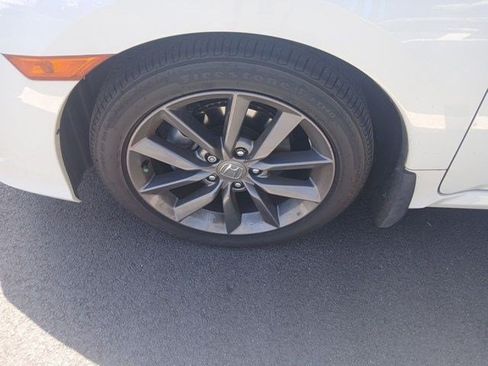Used 2019 Honda Civic EX-L image 5