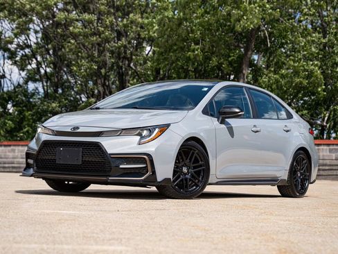 Used 2021 Toyota Corolla SE w/ Carpet Mat Package (TMS) FWD image 1