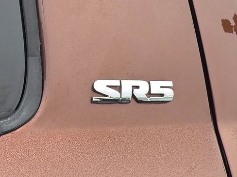 Used 2017 Toyota Tundra SR5 image 12