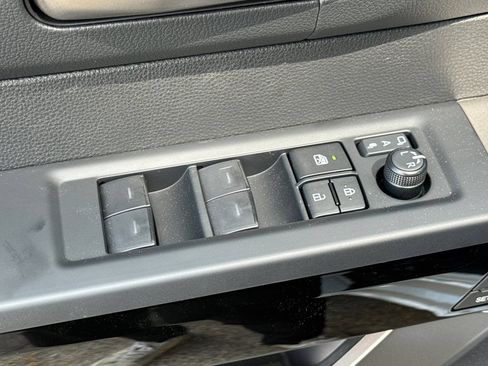 New 2026 Toyota Tundra Limited AWD/4WD image 12