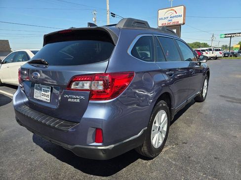 Used 2017 Subaru Outback 2.5i Premium AWD/4WD image 5
