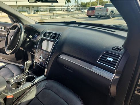 Used 2019 Ford Explorer Sport w/ Equipment Group 401A image 25