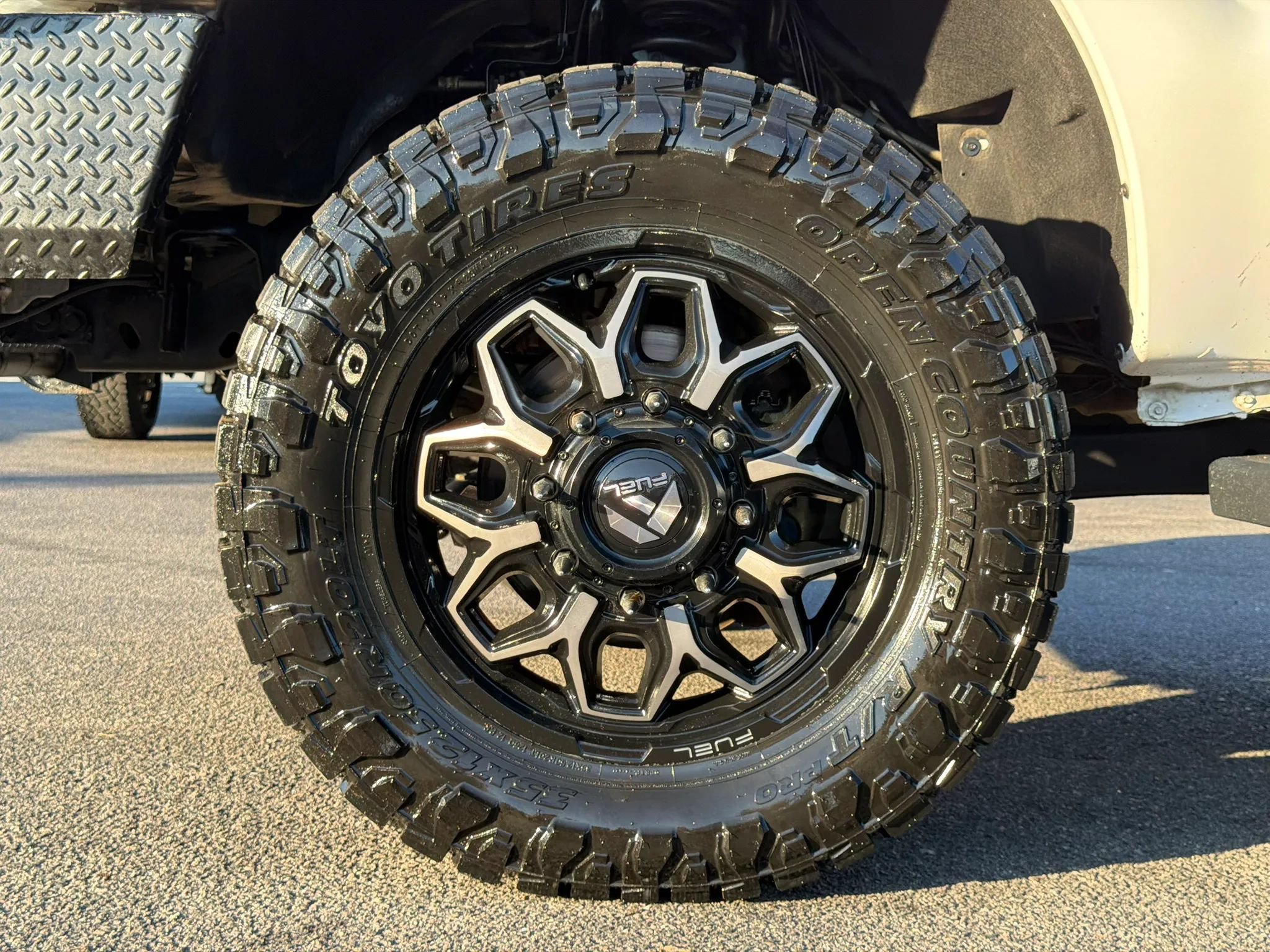 Used 2015 Ford F350 Platinum AWD/4WD image 14