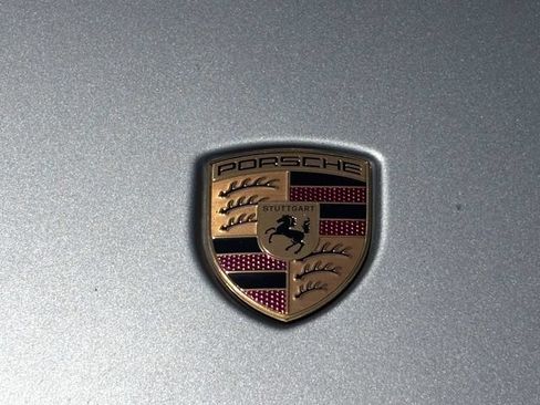 Certified 2025 Porsche 911 Targa 4 GTS AWD/4WD image 33