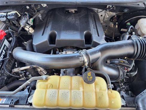 Used 2019 Ford F150 Lariat w/ Equipment Group 502A Luxury image 23