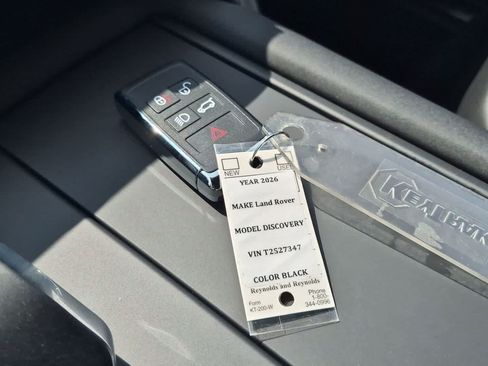New 2026 Land Rover Discovery Dynamic SE AWD/4WD image 32
