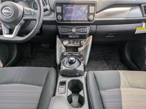 Certified 2024 Nissan Leaf SV Plus FWD image 20