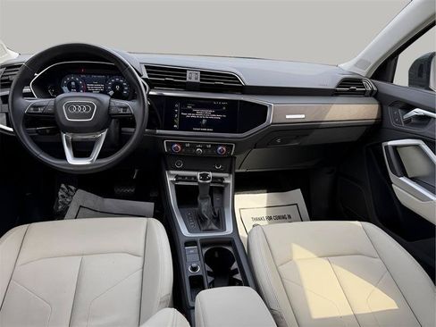 Used 2022 Audi Q3 2.0T Premium w/ Convenience Package AWD/4WD image 28