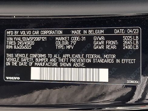 Used 2023 Volvo XC40 B5 Plus w/ Protection Package Premier AWD/4WD image 26