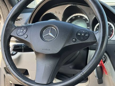 Used 2011 Mercedes-Benz C 350 Sport image 13