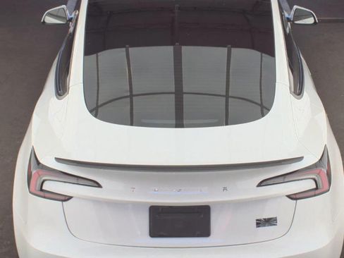 Used 2025 Tesla Model 3 Performance AWD/4WD image 4