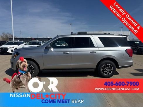 Used 2024 Ford Expedition Max XLT AWD/4WD image 2