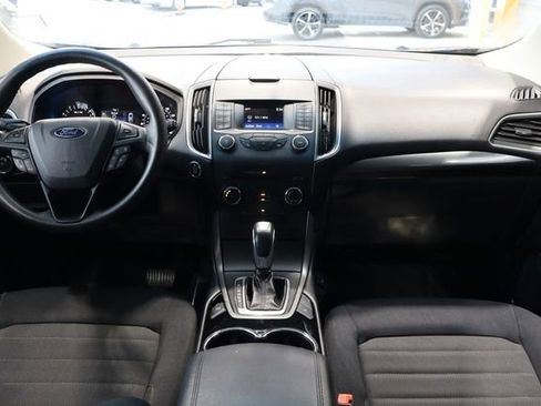 Used 2017 Ford Edge SE FWD image 26