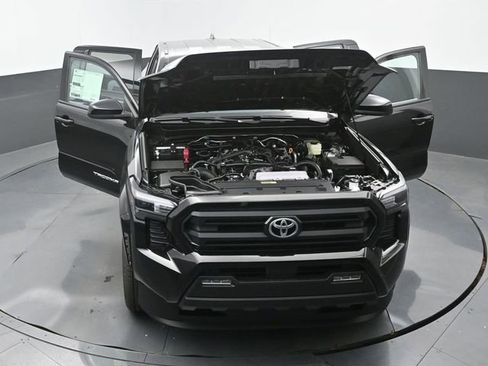 New 2026 Toyota Tacoma SR5 AWD/4WD image 33