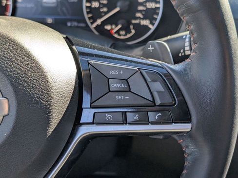 Used 2021 Nissan Altima 2.5 SR w/ SR Premium Package image 24