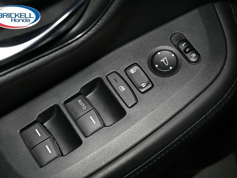 Certified 2024 Honda HR-V LX image 29