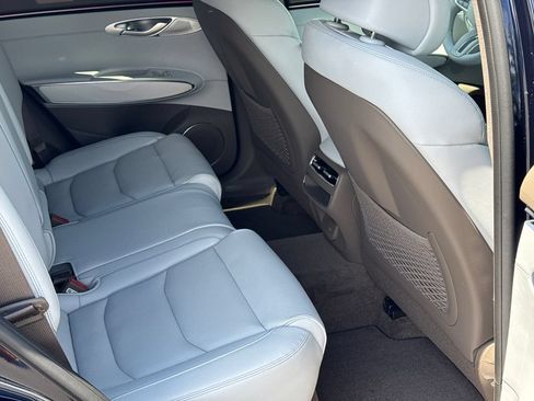 New 2026 Genesis GV70 2.5T Advanced AWD/4WD image 15